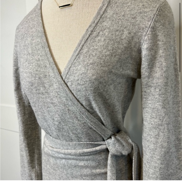 Diane Von Furstenberg Linda wrap dress - Picture 4 of 8